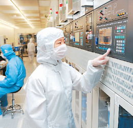 技術遭卡脖，產品常背鍋 國產手機打響攻芯戰